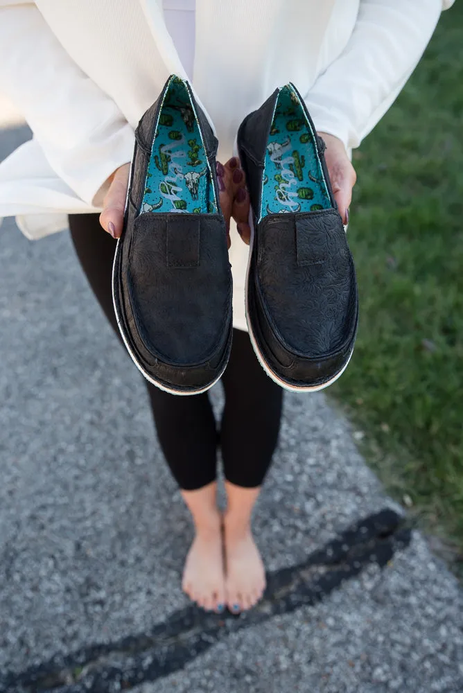 Citrine Shoes in Black [Online Exclusive]